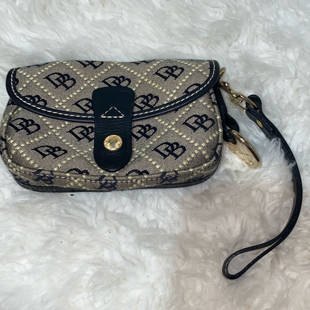 Dooney & Bourke Wristlet